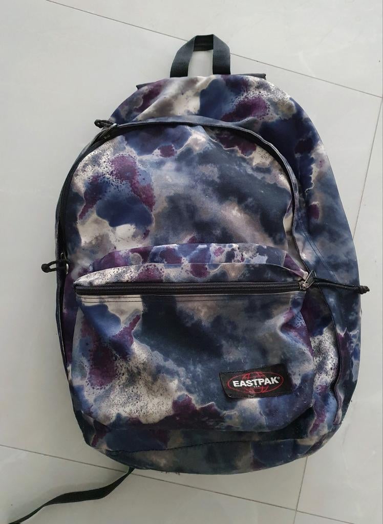 Eastpak rugzak met uniek 'tie-dye' patroon, 45 tot 60 cm, Gebruikt, 25 tot 40 cm, Ophalen of Verzenden