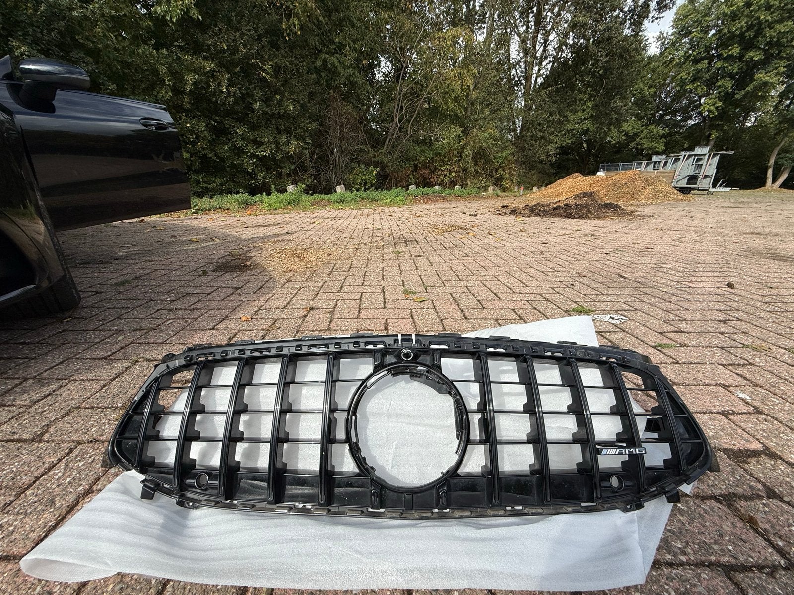 Panamericana grill MB CLA (2024), Ophalen, Gebruikt, Voor, Mercedes-Benz
