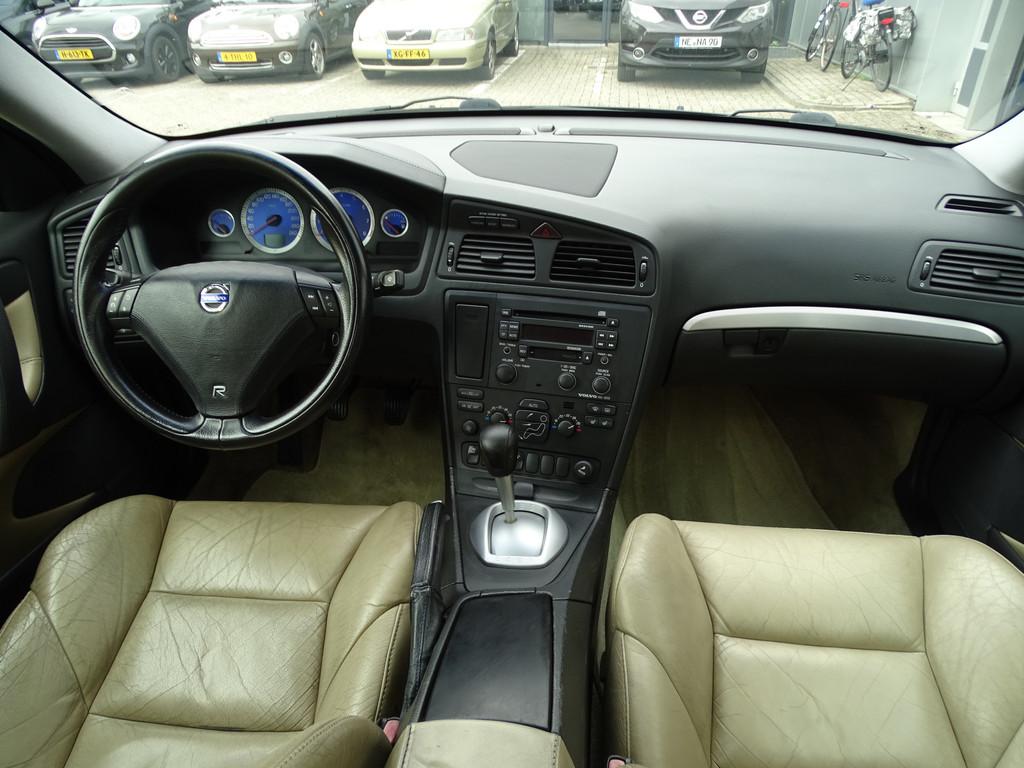 Volvo S60 2.5 R 300PK, Schuif/Kanteldak, Leder, Uniek, Space, Auto's, Volvo, Gebruikt, Beige, 1589 kg, S60