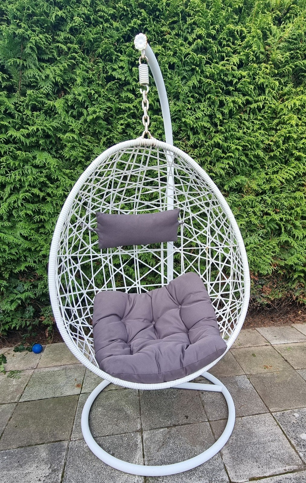 hang Ei stoel, Ophalen