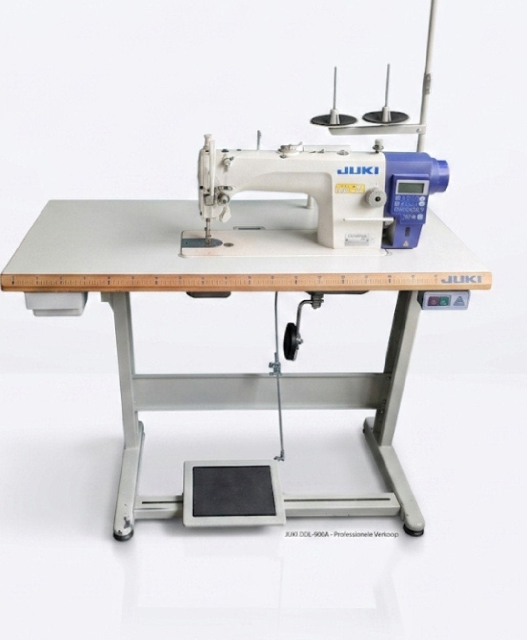 JUKI Industriële Naaimachine (DDL-900A), Hobby en Vrije tijd, Naaimachines en Toebehoren, Ophalen, Zo goed als nieuw, Naaimachine