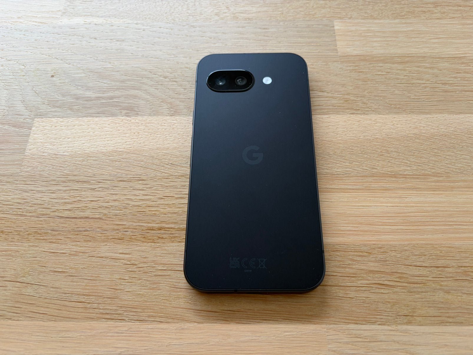 Foto 6 van Google Pixel 9A Obsidian 128GB GrapheneOS (met hoesje)