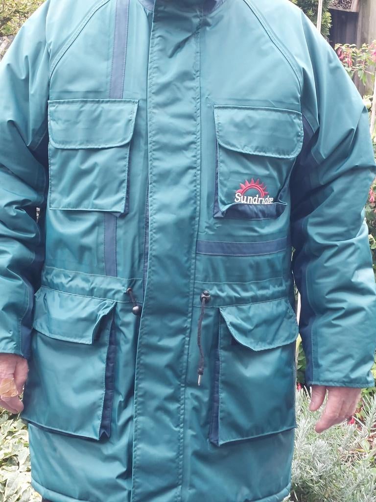 Sundrigde  Warmte Jas., Watersport en Boten, Hengelsport | Algemeen, Ophalen of Verzenden, Zo goed als nieuw, Kleding