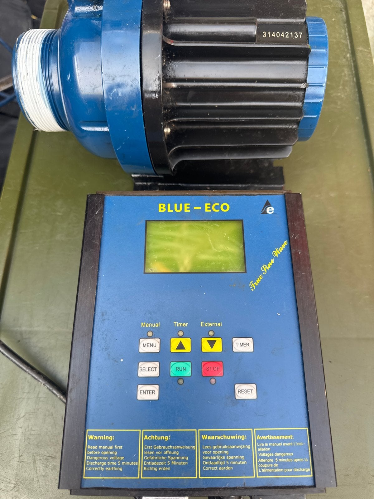 Blue Eco controller 329 met pomp - True Sine Wave, Ophalen of Verzenden, Gebruikt, Elektrisch, Overige typen