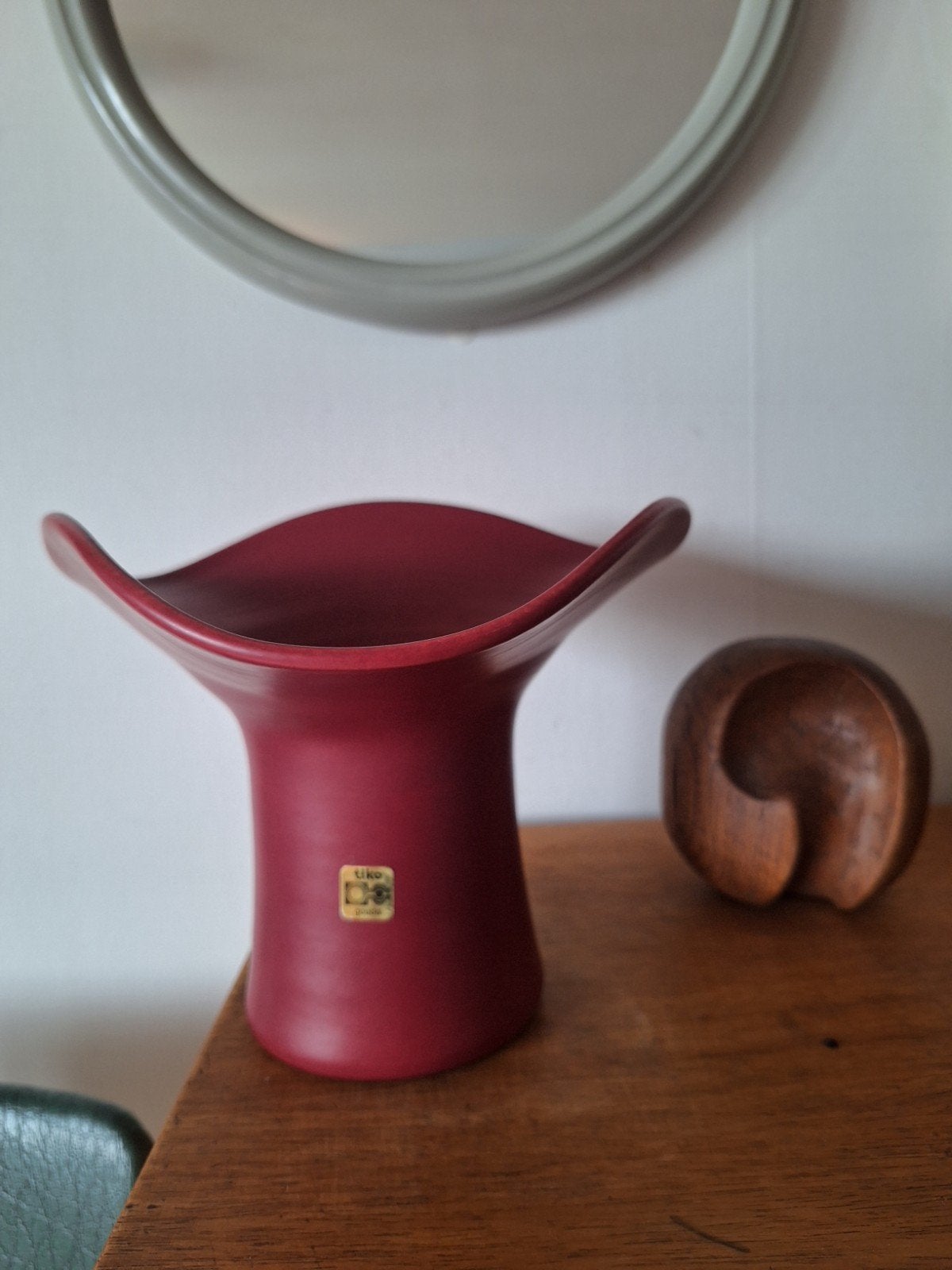 Vintage Tiko Gouda vaas, bordeauxrood, jaren '70, Antiek en Kunst, Ophalen of Verzenden