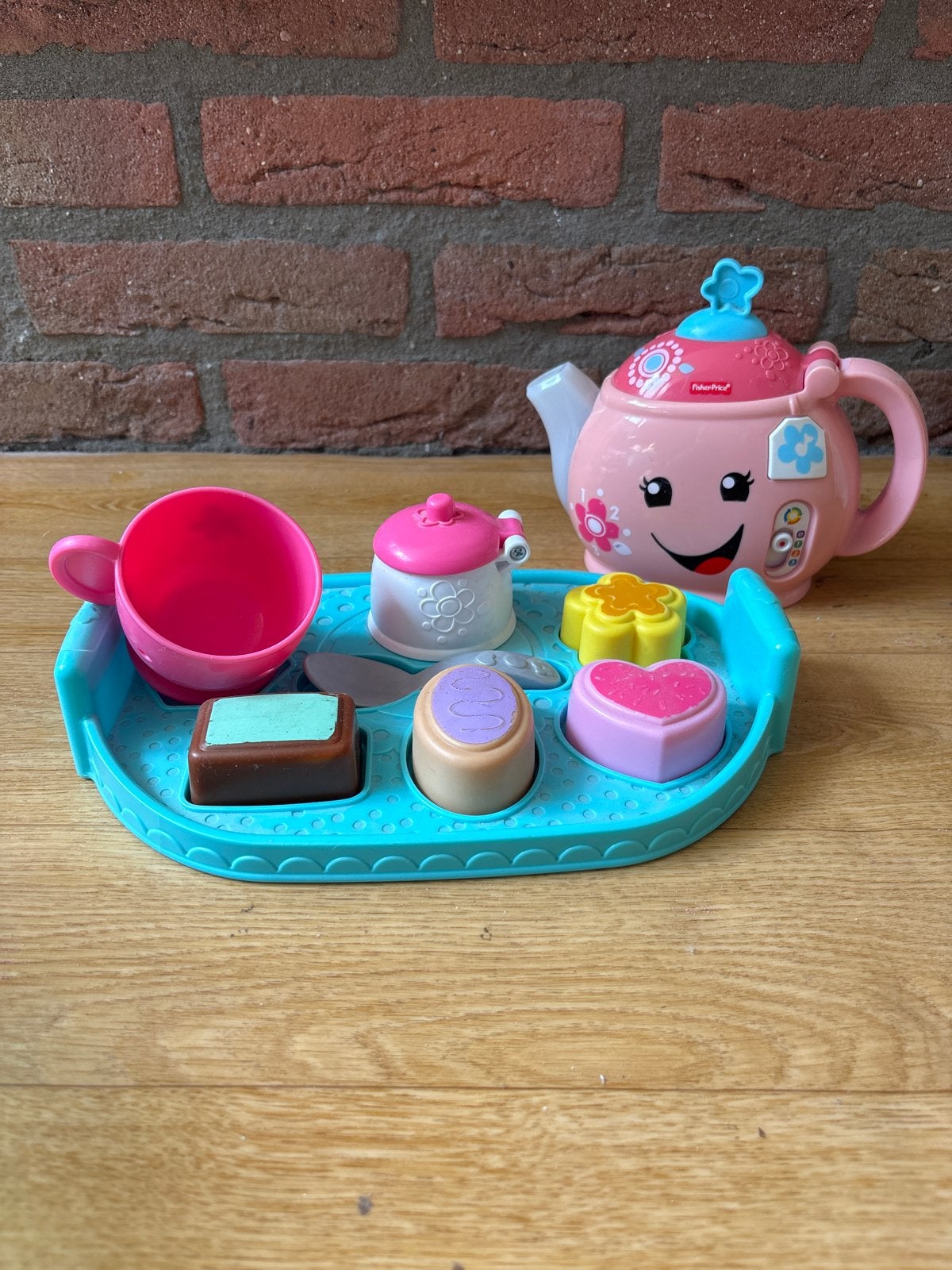 Fisher-Price theepotje met geluid en licht, Ophalen, Gebruikt, Overige typen, Met licht