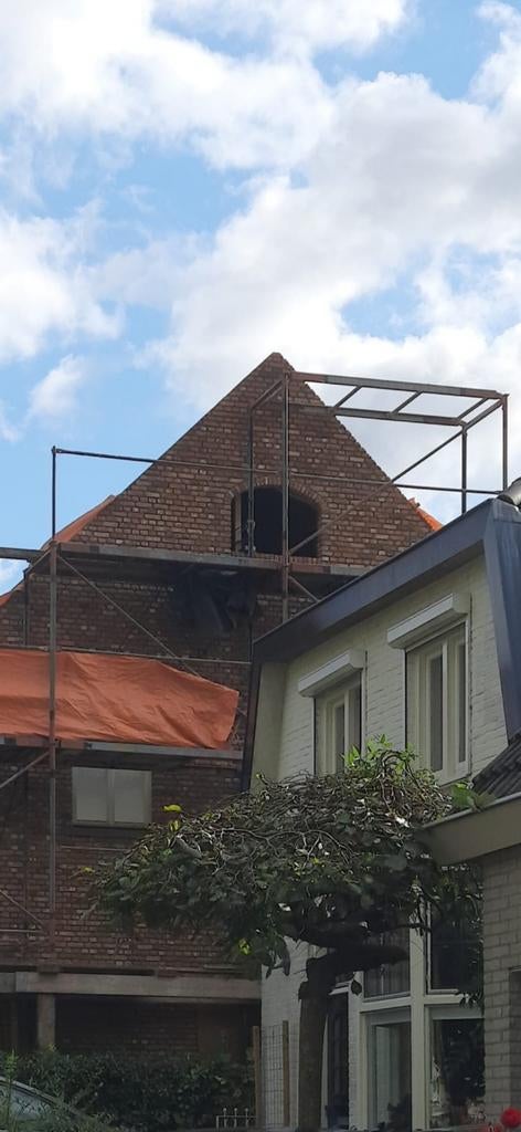 Steiger voor renovatie, metsel of bouwprojecten, Ophalen, Gebruikt, Gevelsteiger, 5 meter of hoger