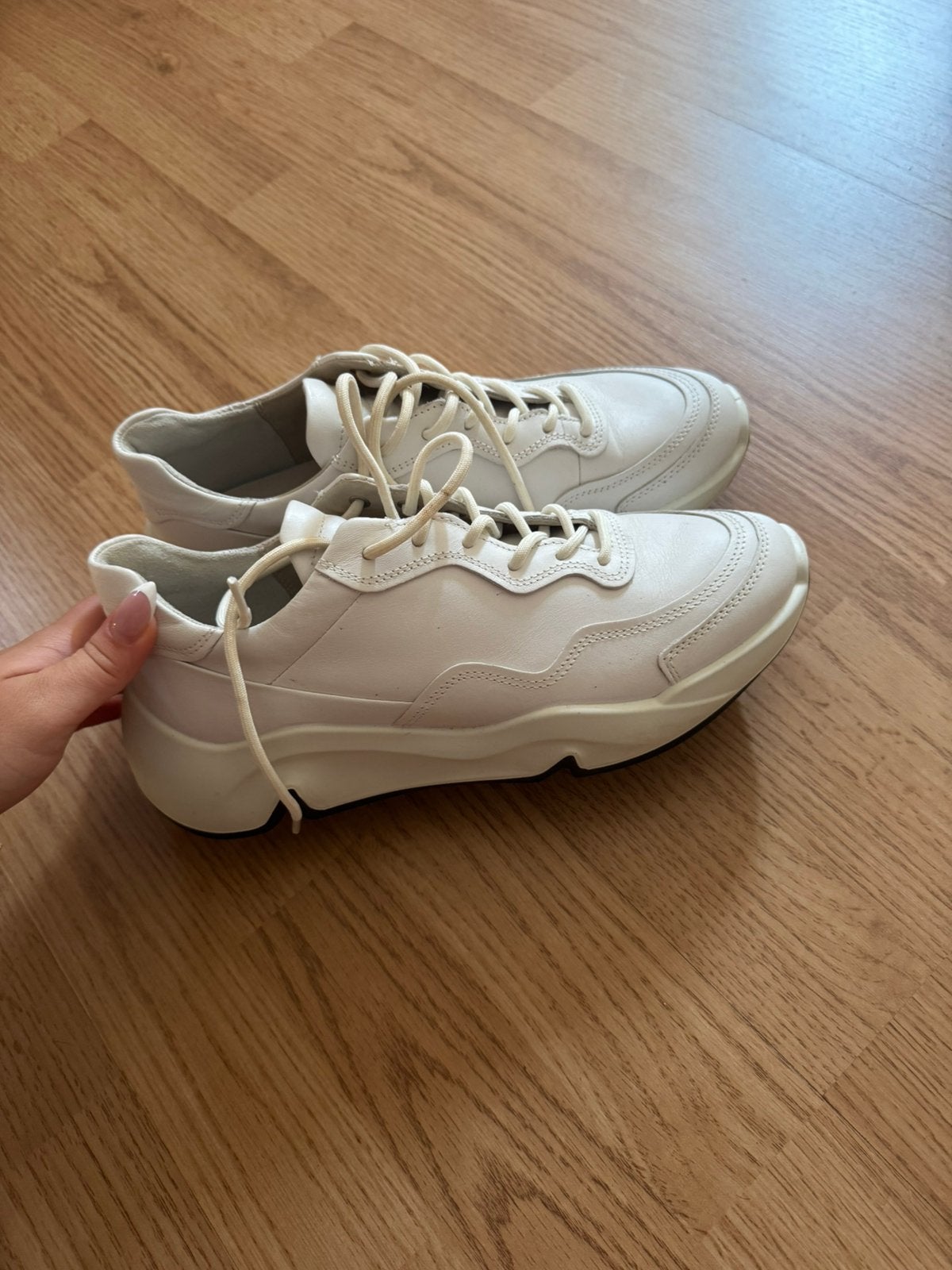 Ecco dames sneakers, Kleding | Dames, Schoenen, Wit, Ophalen of Verzenden, Sneakers of Gympen, Zo goed als nieuw