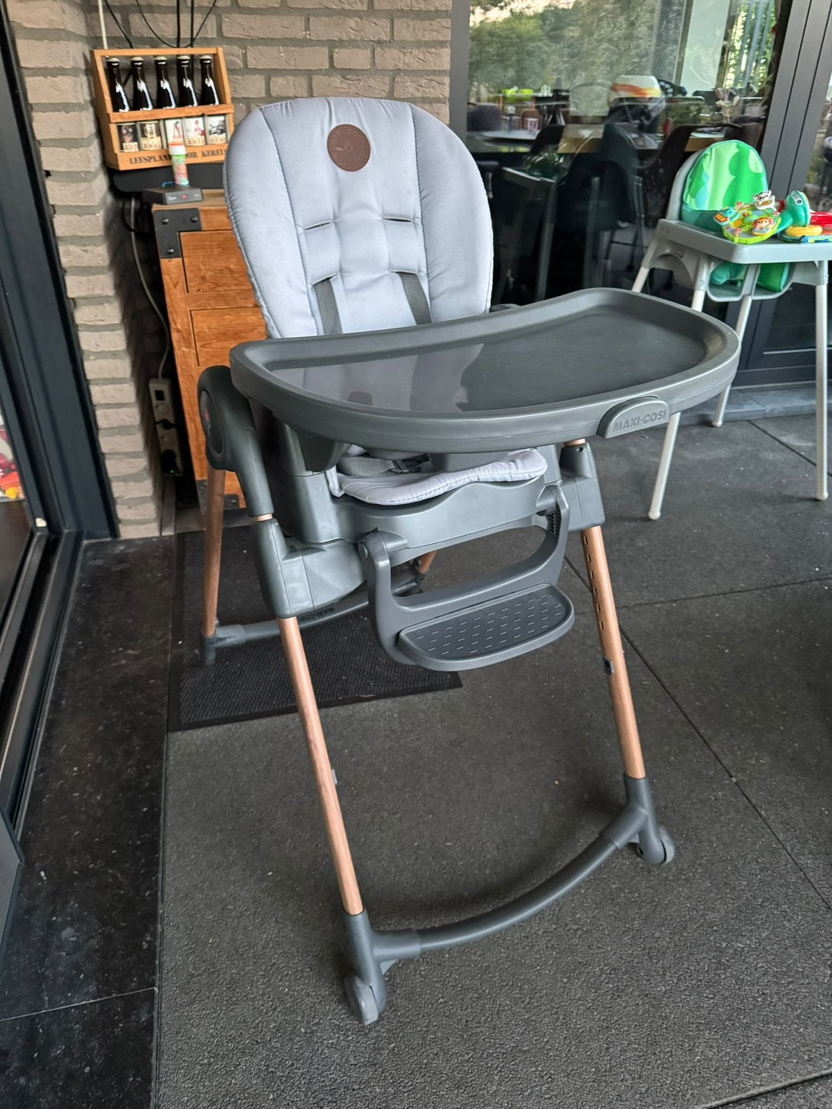 Maxi Cosi Minla kinder-/meegroeistoel, Kinderen en Baby's, Ophalen, Gebruikt, Meegroeistoel, Afneembaar eetblad