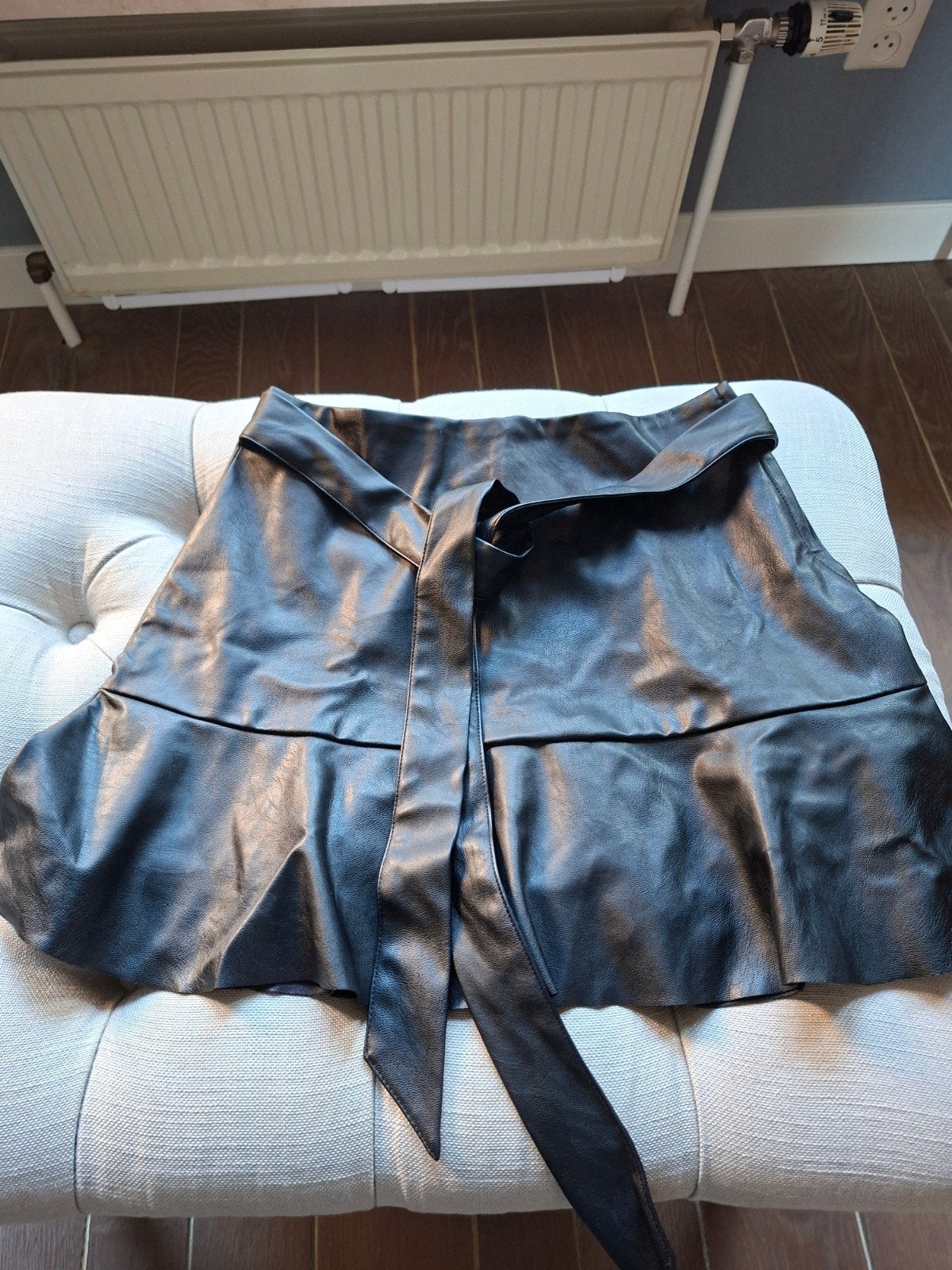zwart rokje imitatie leer   maat S, Royal chicken, Zwart, Ophalen of Verzenden, Maat 36 (S)