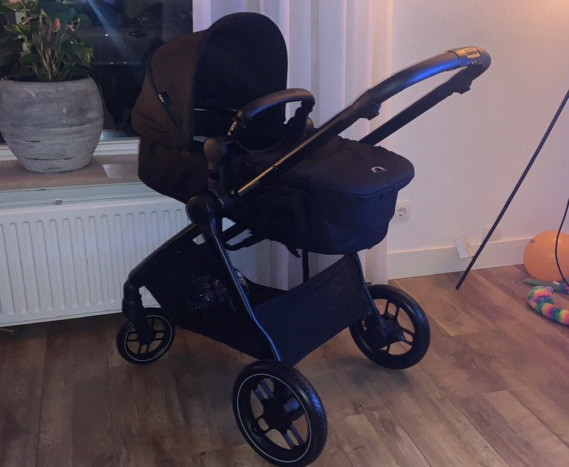 Maxi cosi zelia 3 nog helemaal goed, Zo goed als nieuw, Verstelbare duwstang, Maxi-Cosi, Ophalen