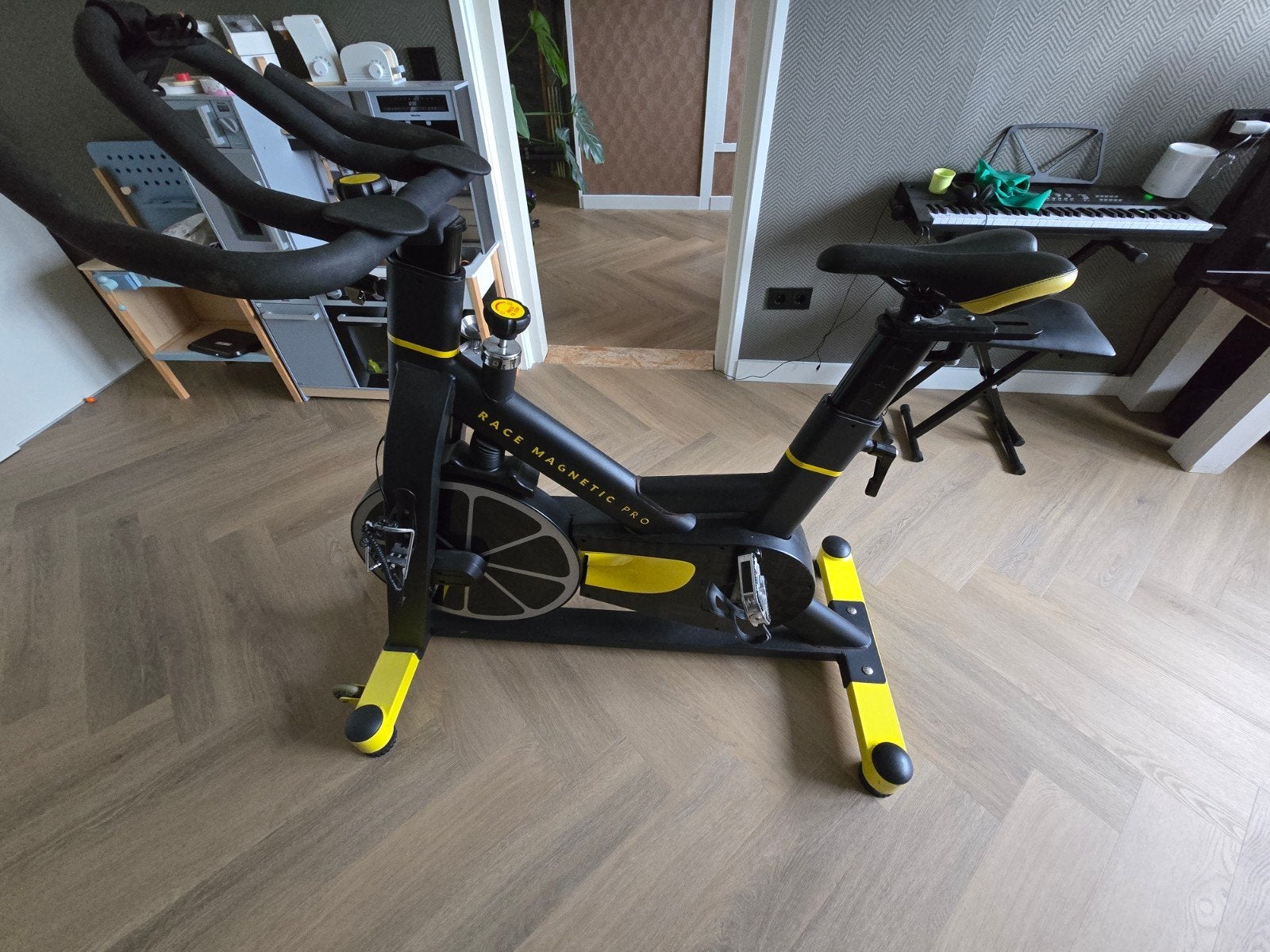 Spinningfiets Race Magnetic Pro, Ophalen, Gebruikt, Spinningfiets, Metaal