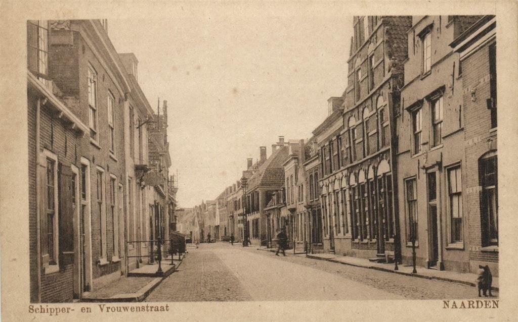 Schipper- en Vrouwenstraat - Naarden - ongelopen, Verzenden, 1920 tot 1940, Ongelopen, Noord-Holland