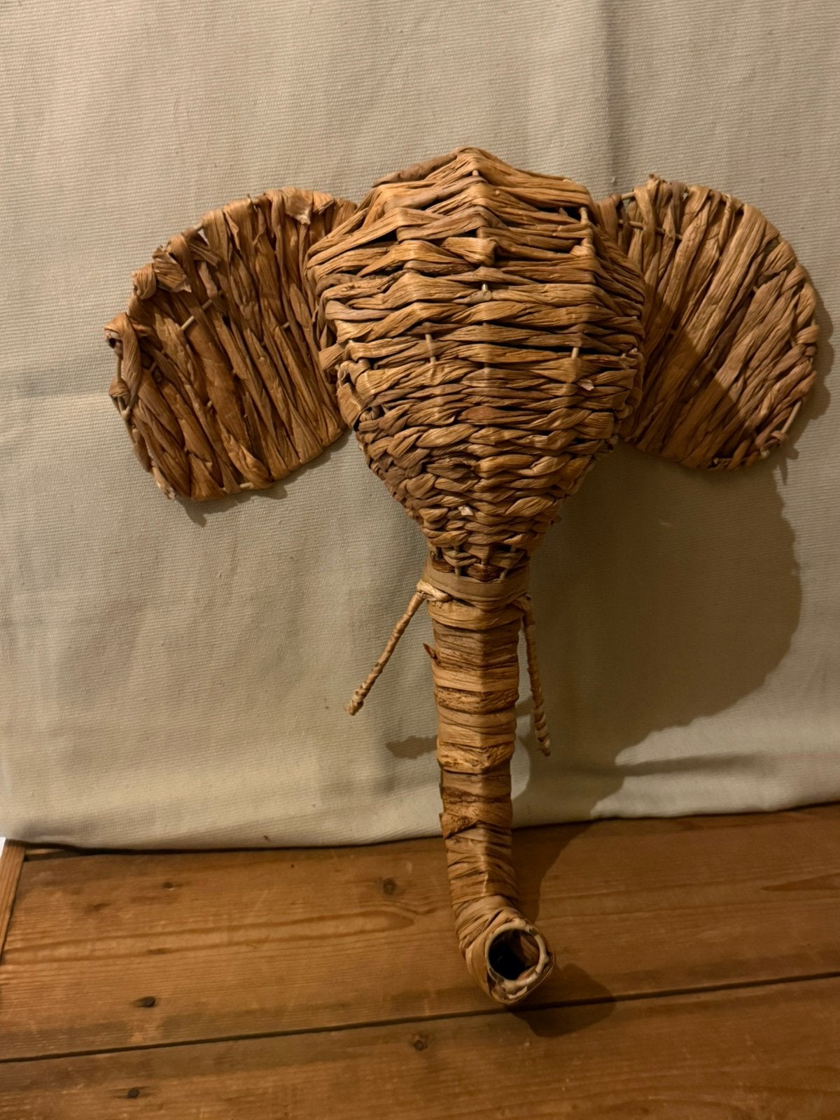 Olifant hoofd van Rotan / kinderkamer, Ophalen, Zo goed als nieuw