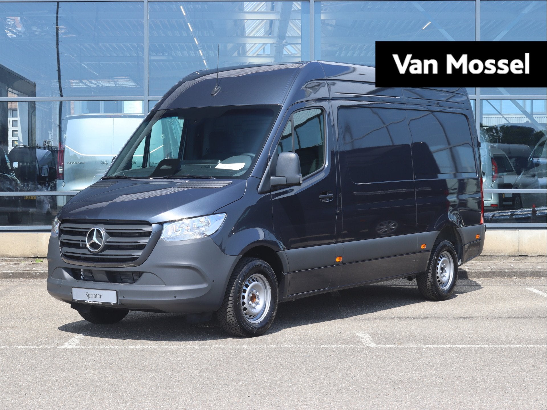 Mercedes-Benz Sprinter Sprinter 317 CDI GB L2 RWD PRO, Automaat, 2202 kg, Zwart, 4 cilinders