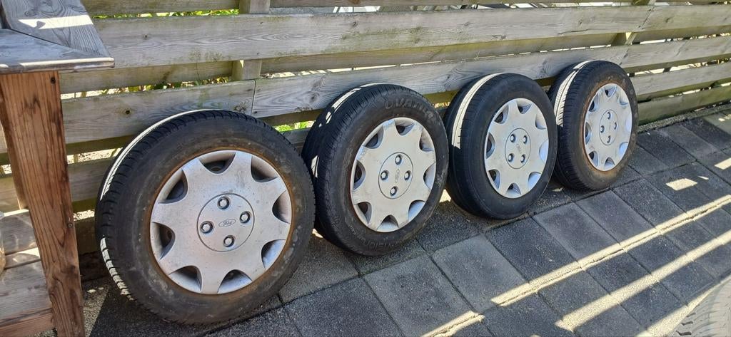 Ford 14inch banden en velgen, gebruikt, Auto-onderdelen, Banden en Velgen, Ophalen, 14 inch, Gebruikt, Banden en Velgen