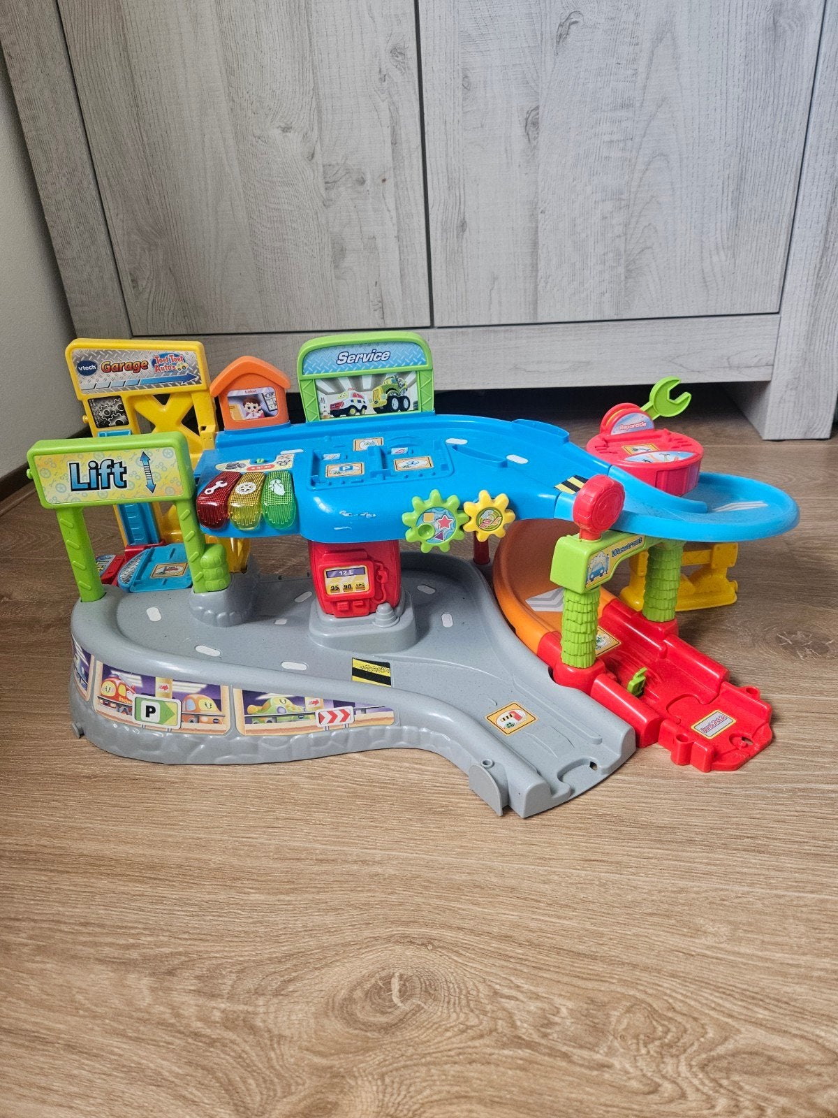 Vtech toet toet auto's garage met licht en geluid, Ophalen, Gebruikt