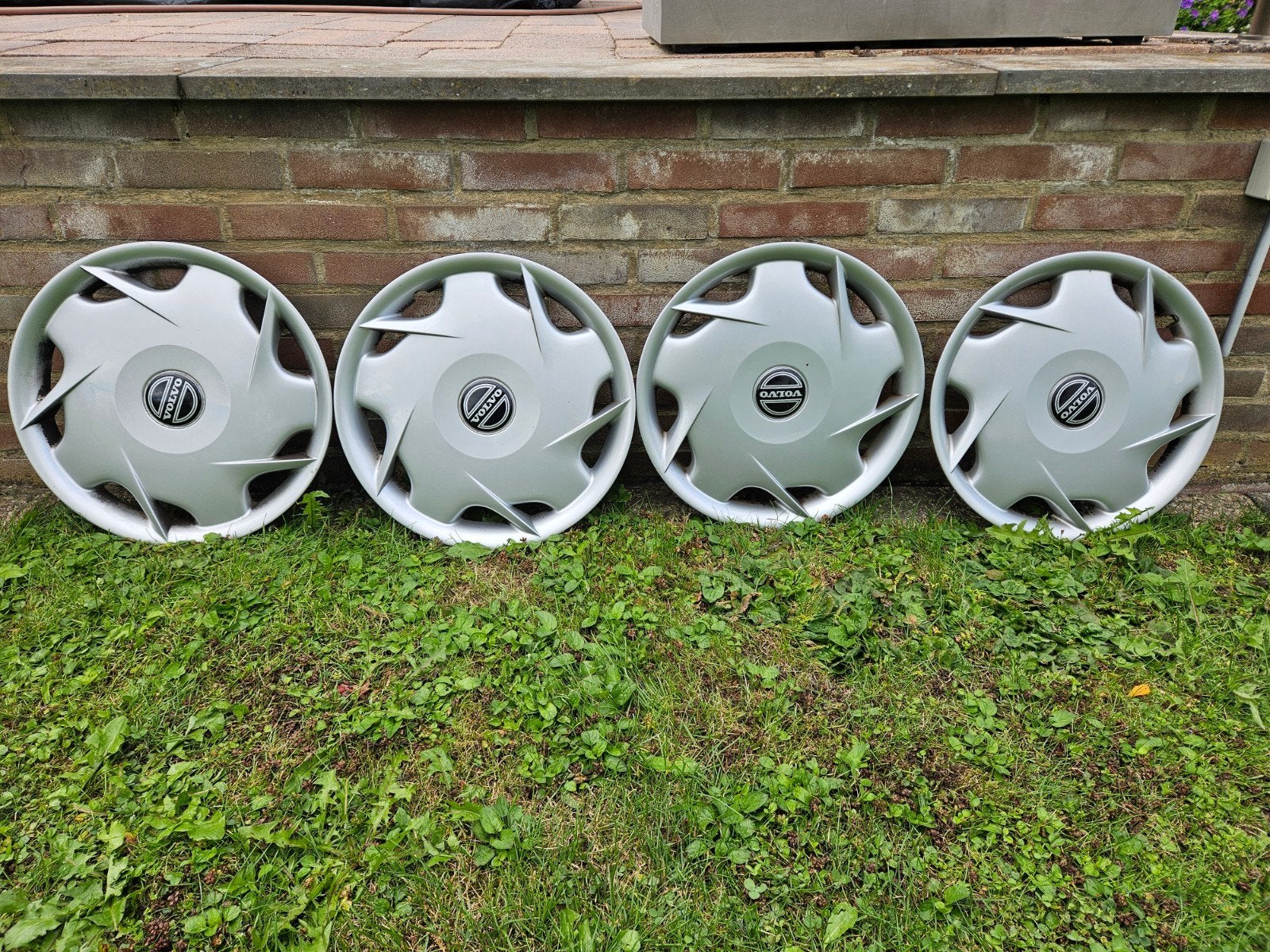 Originele Volvo wieldoppen, Ophalen, Gebruikt