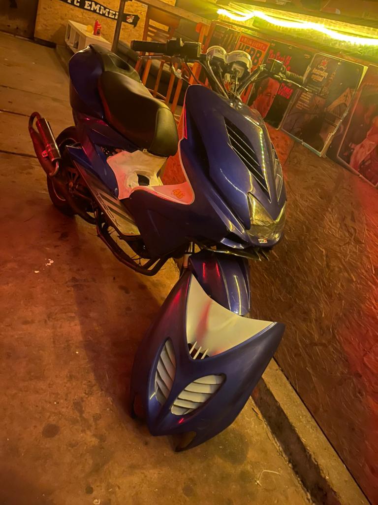 Yamaha aerox, Ophalen, Tweetakt, Aerox, Maximaal 45 km/u