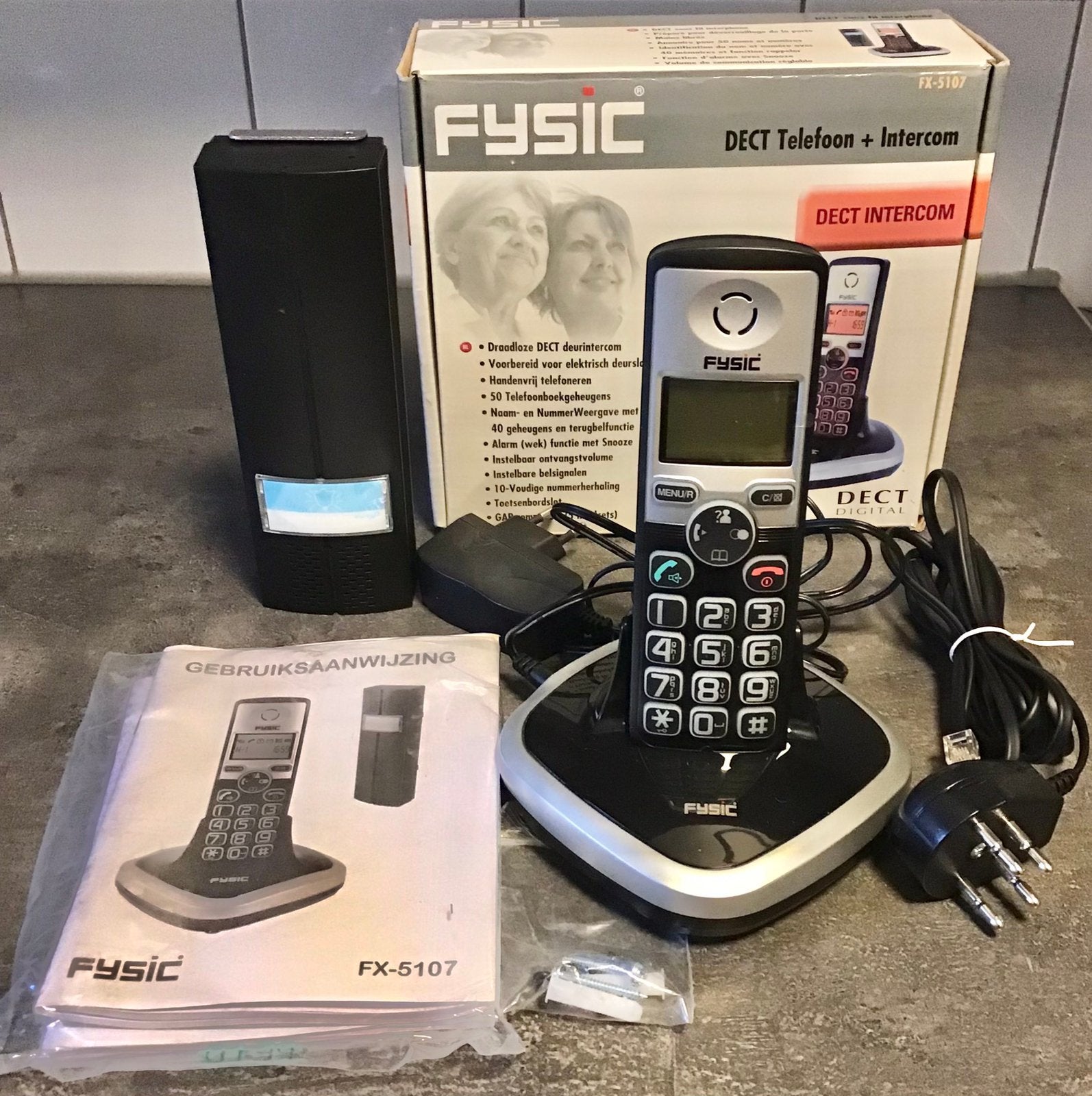 FYSIC DECT FX-5107 DRAADLOZE TELEFOON EN DEURINTERCOM, Telecommunicatie, Ophalen of Verzenden, Zo goed als nieuw, 1 handset