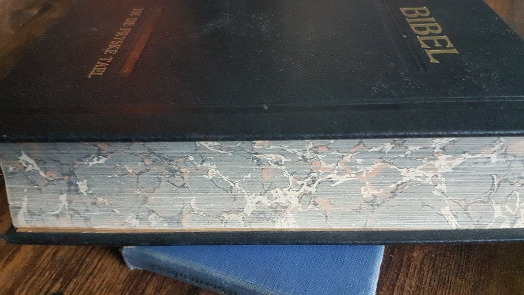 BIBEL dat is de hiele hillige skrift bifetsjende al de{1943}, Verzenden, NBG