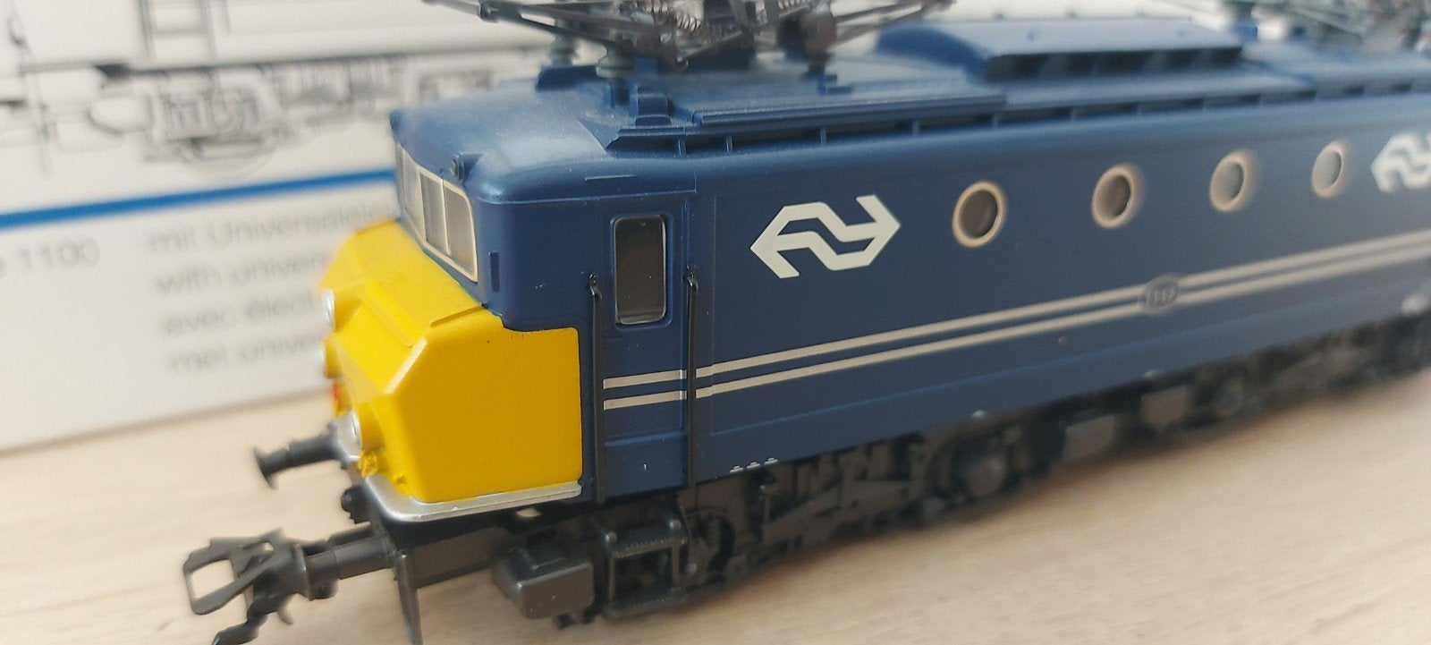 Märklin NS 1117 e-loc digitaal artnr 3424 in ovp, Hobby en Vrije tijd, Modeltreinen | H0, Wisselstroom, Locomotief, Ophalen of Verzenden