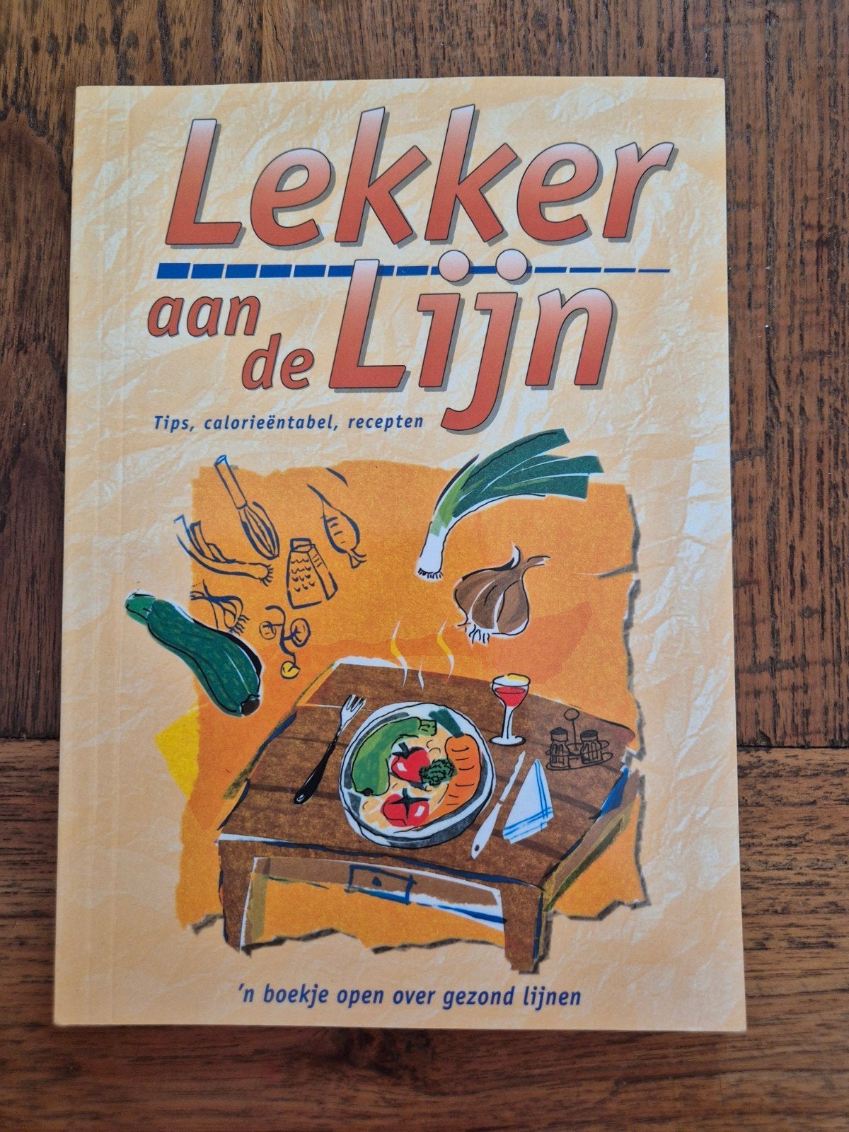 Kookboek 'Lekker aan de Lijn' (Weight Care) – Slank & Gezond, Boeken, Ophalen of Verzenden, Zo goed als nieuw