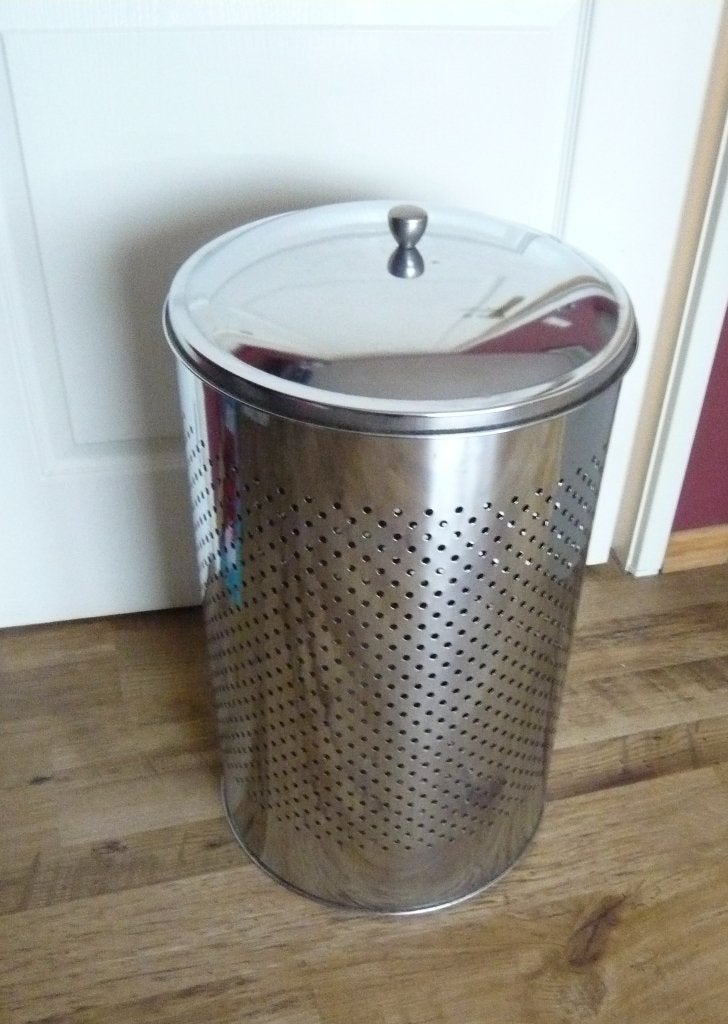 wasmand met deksel metaal geperforeerd 60x35cm, Ophalen, Zo goed als nieuw, Zilver, Wasmand
