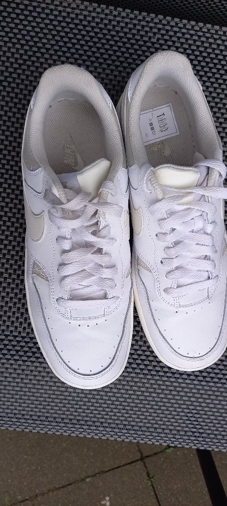 NIKE SNEAKERS MAAT 41, Wit, Nike, Nieuw, Ophalen of Verzenden