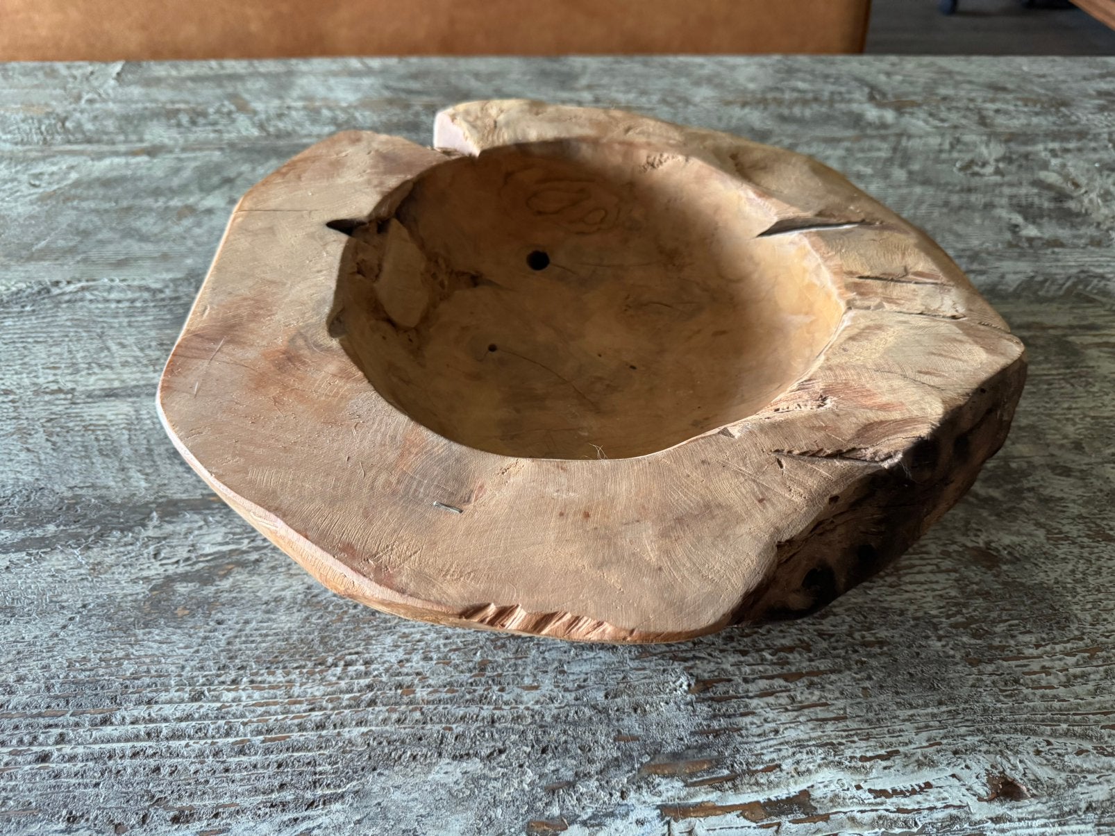 Robuuste houten fruitschaal – handgemaakt – Ø ca. 38 cm, Schaal, Rond, Ophalen of Verzenden, Zo goed als nieuw