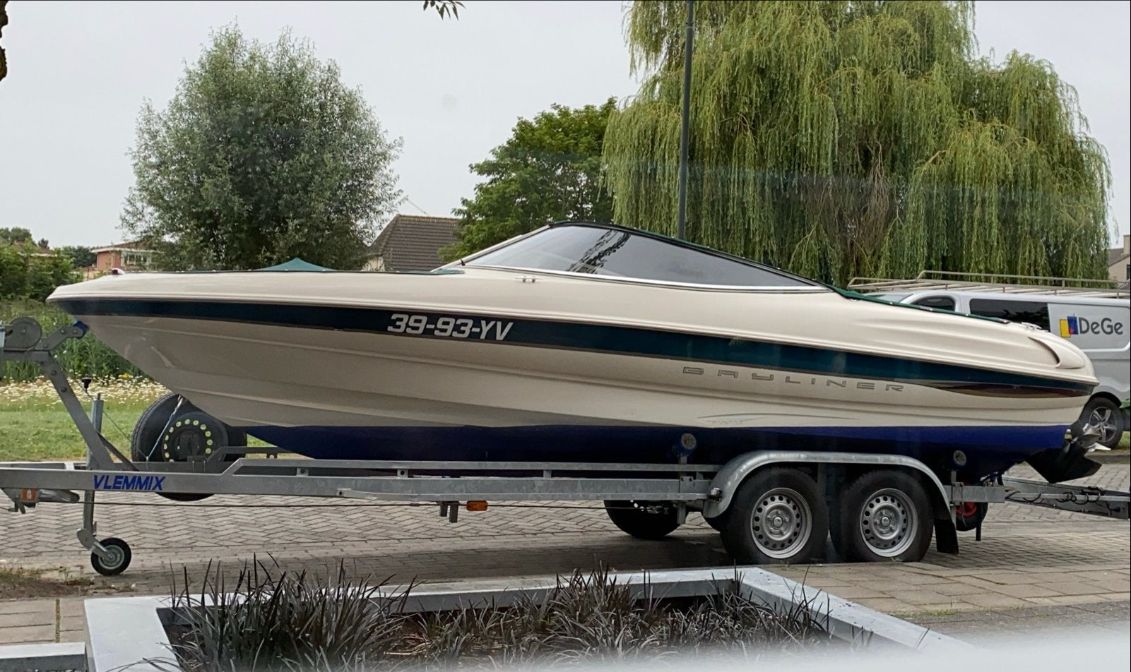 Bayliner Capri lx 2050 Speedboot met trailer, Watersport en Boten, Gebruikt, Afdekzeil, Binnenboordmotor, Polyester