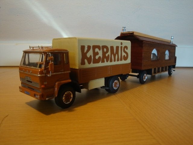 Kermiscombinatie met Woonwagen ( Uniek), Ophalen of Verzenden, Zo goed als nieuw, Bus of Vrachtwagen, Lion Toys