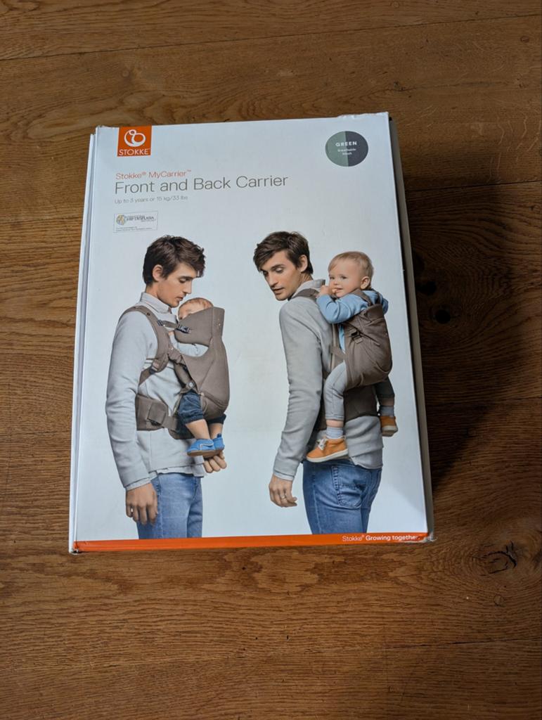 Stokke MyCarrier draagzak grijs - Zo goed als nieuw, Kinderen en Baby's, Babydragers en Draagdoeken, Overige merken, Buik of Rug