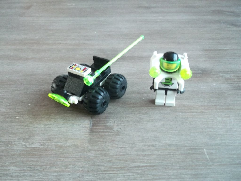 lego blacktron II 6812 grid trekkor (1991), Ophalen of Verzenden, Gebruikt, Complete set, Lego