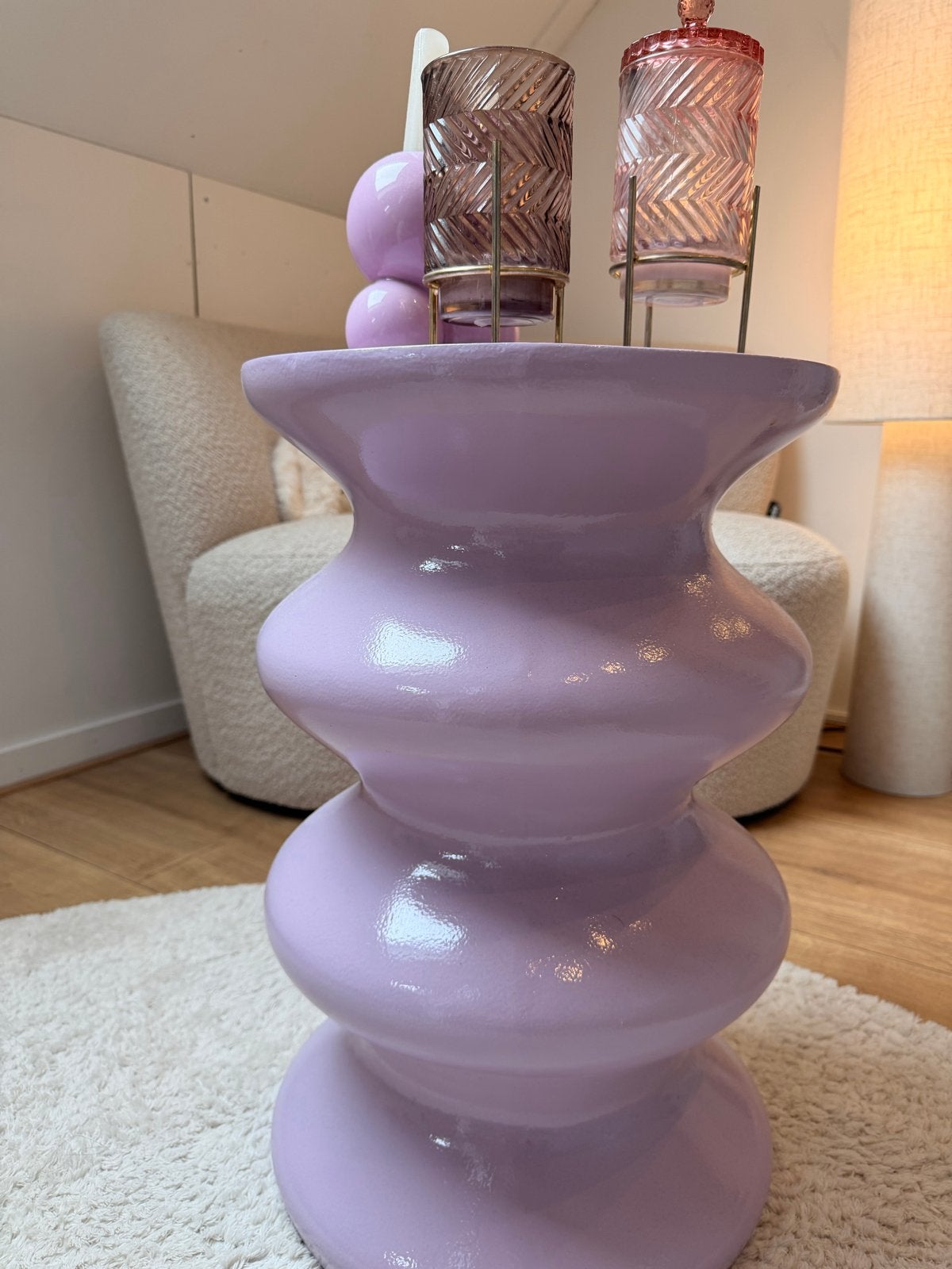 Lila bijzettafel in organische vorm, 45 tot 60 cm, Overige materialen, Minder dan 55 cm, Ophalen of Verzenden