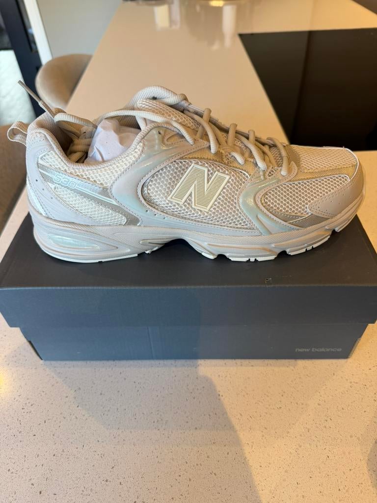 New Balance MR530AA1 Moonbeam maat 46 1/2, Ophalen of Verzenden, Nieuw, Beige, Sneakers of Gympen