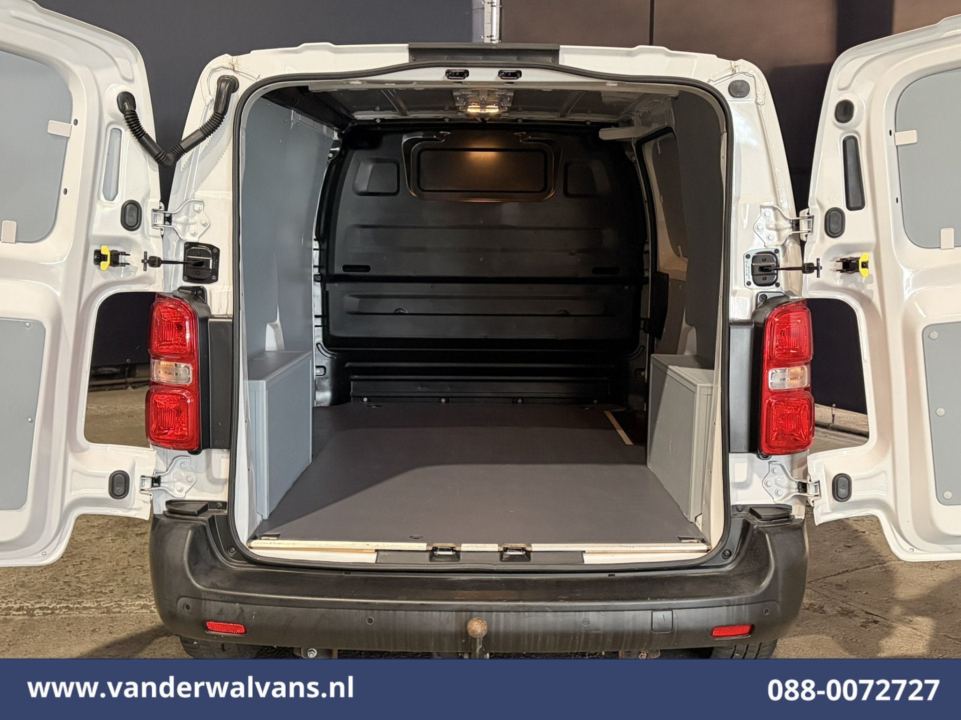 Citroën Jumpy 1.5 BlueHDI L2H1 Euro6 Airco | Camera | Cruis, Voorwielaandrijving, 4 cilinders, Citroën, Wit
