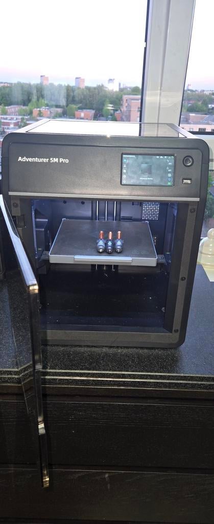 Flashforge Adventurer 5M Pro + 4 Nozzles (0.4/0.6/0.8), Computers en Software, 3D Printers, Gebruikt, Ingebouwde Wi-Fi, Flashforge 5m pro