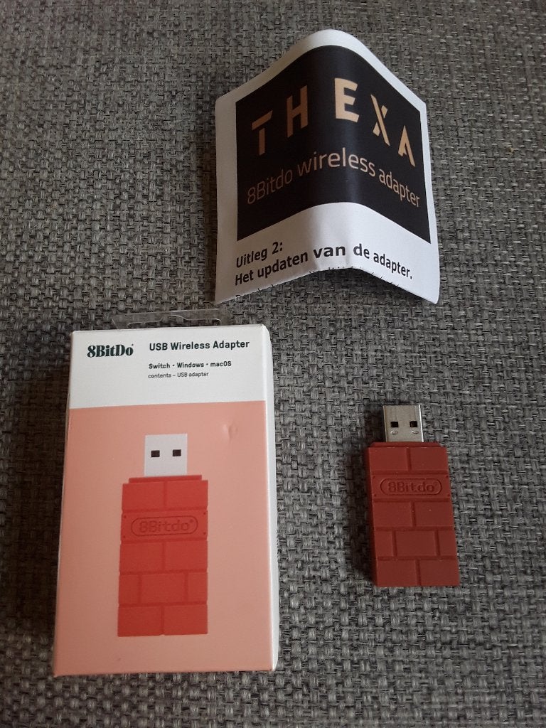 Nintendo Switch 8BitDo USB Wireless Adapter, Overige controllers, Ophalen of Verzenden, Zo goed als nieuw, Draadloos