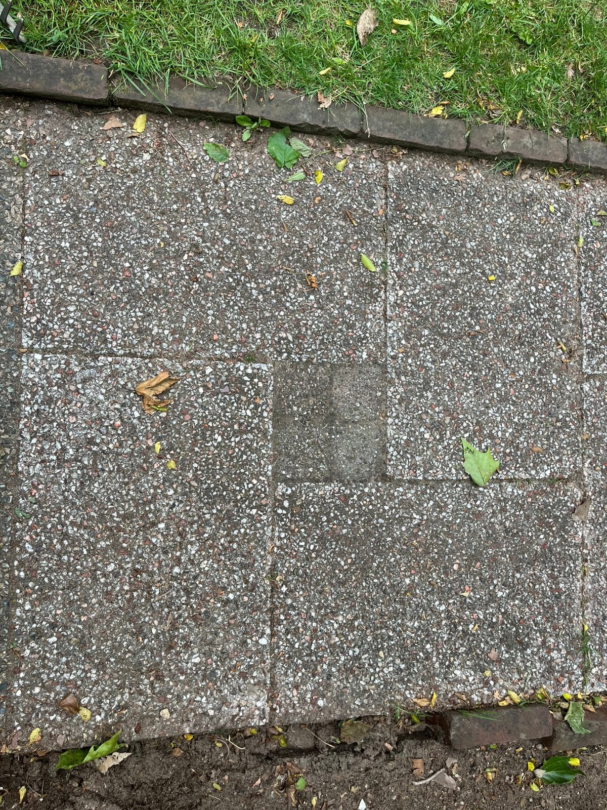 GRATIS tuinpad bestrating grindtegel 60x40 21 stuks, Ophalen, Zo goed als nieuw, Beton, Terrastegels
