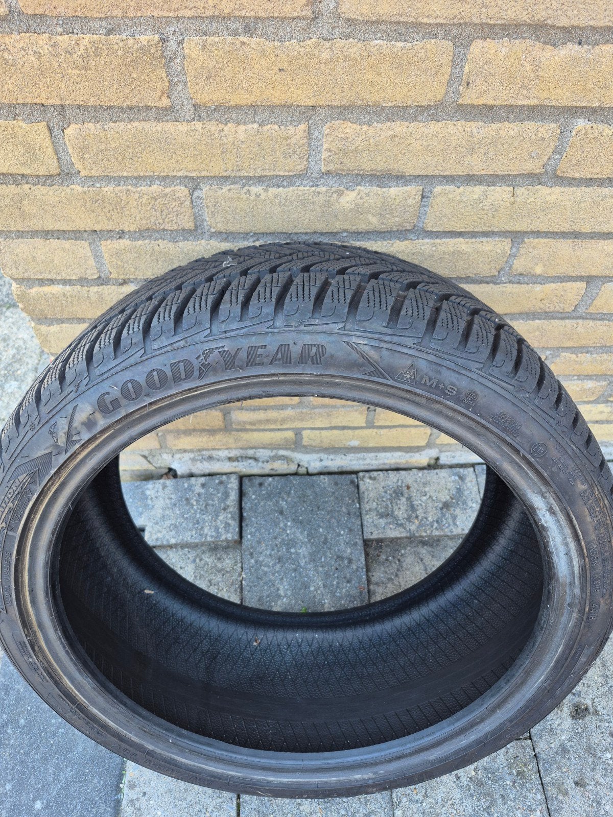 Winterband 1x, Ophalen of Verzenden, Zo goed als nieuw