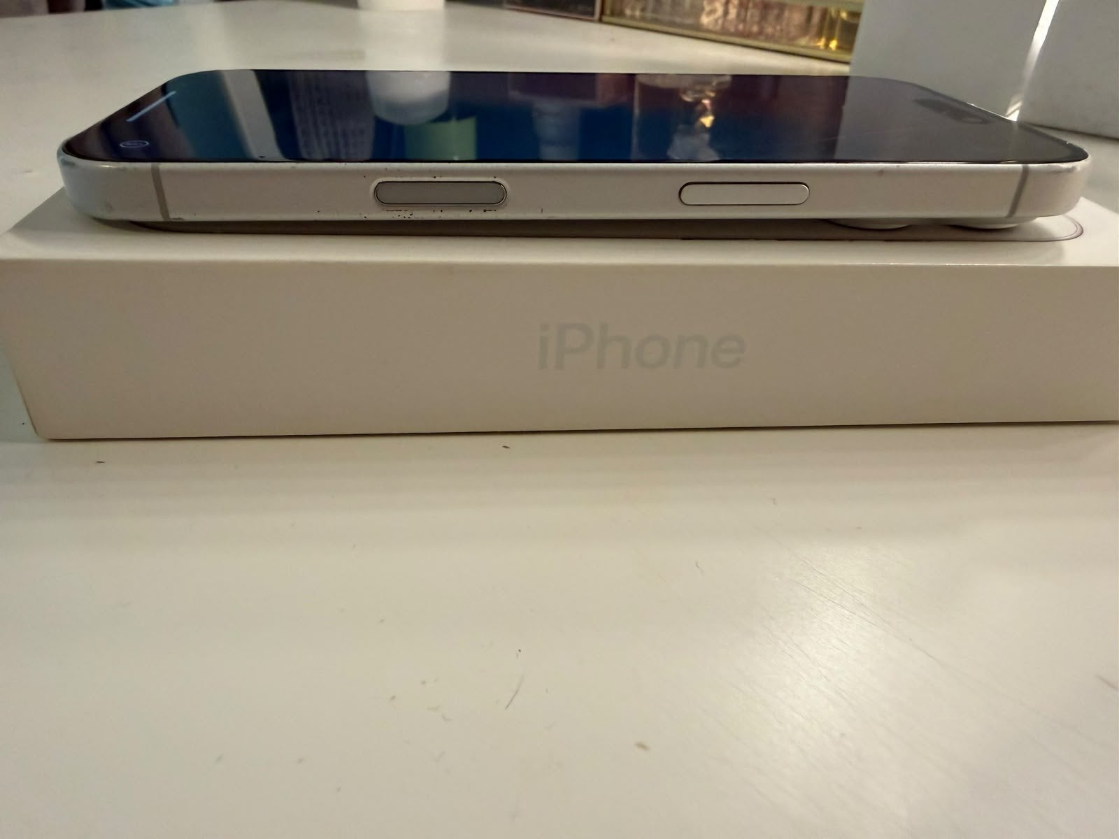 Foto 11 van Iphone 16 white 128GB