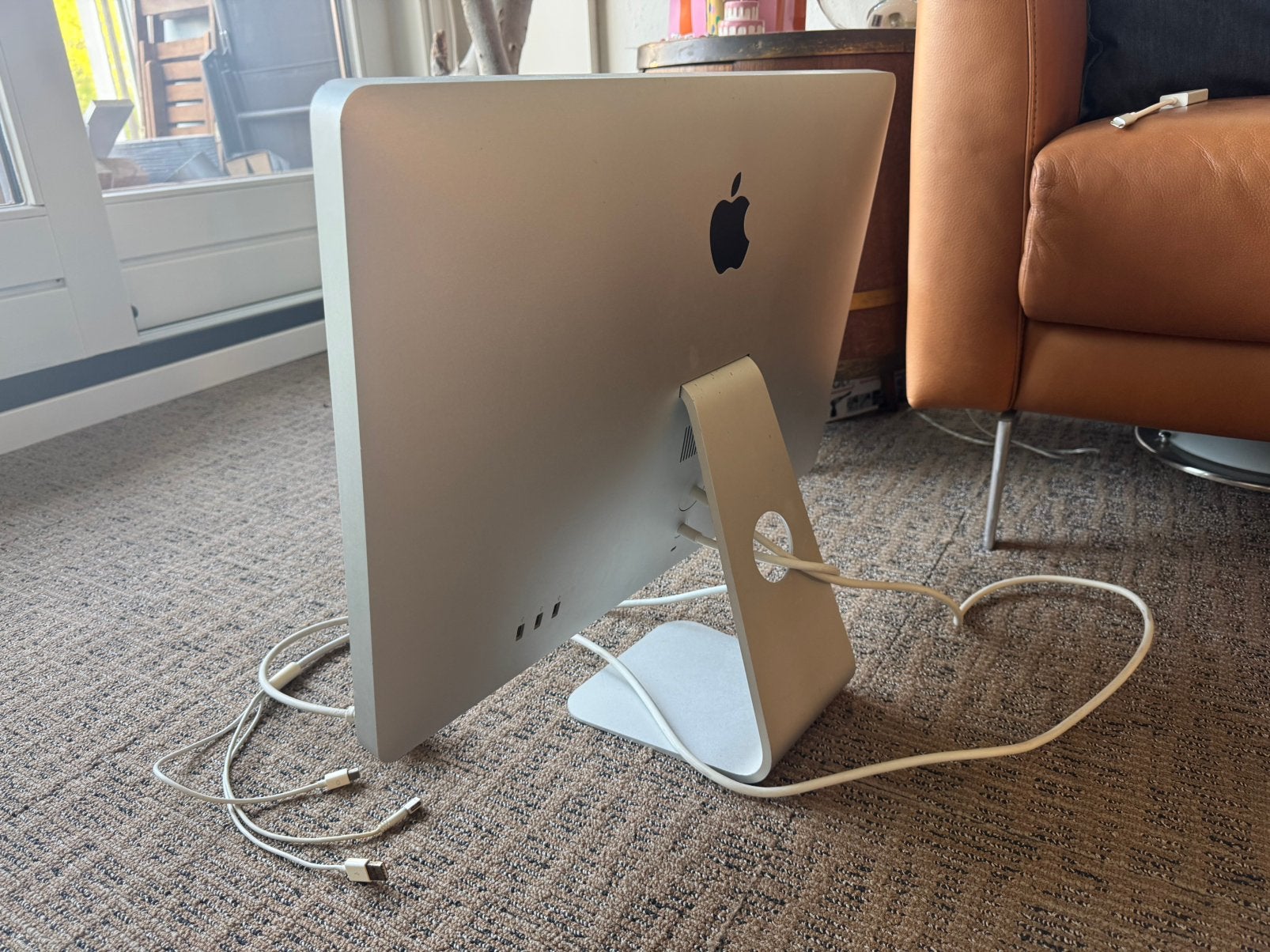 Foto 11 van Apple LED Cinema Display 24 inch – werkend met beeldstoring