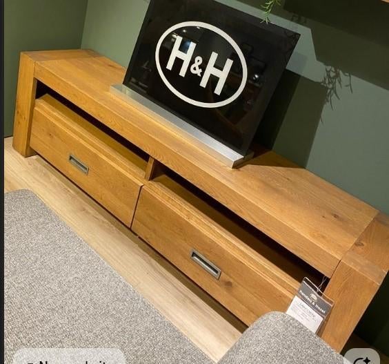 gezocht: henders & hazel tv kast 180cm, Ophalen, 50 tot 100 cm, Zo goed als nieuw, 150 tot 200 cm