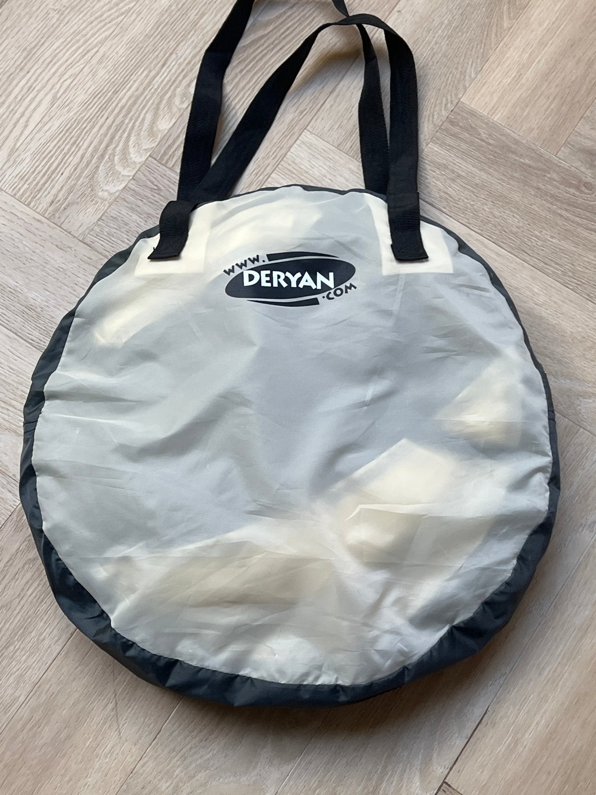 Deryan reisbedje/tentje - Compact en lichtgewicht, Ophalen of Verzenden, Zo goed als nieuw