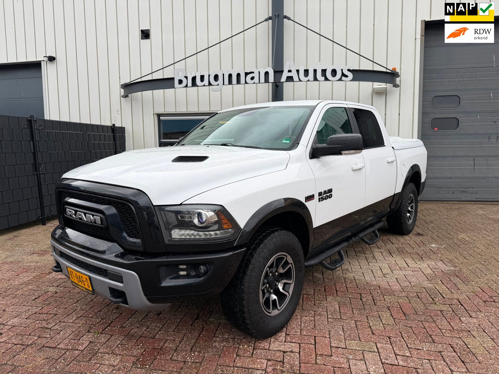 Dodge Ram 1500 5.7 V8 Quad Cab 6'4 REBEL, Auto's, Dodge, Automaat, Achterwielaandrijving, Gebruikt, 8 cilinders