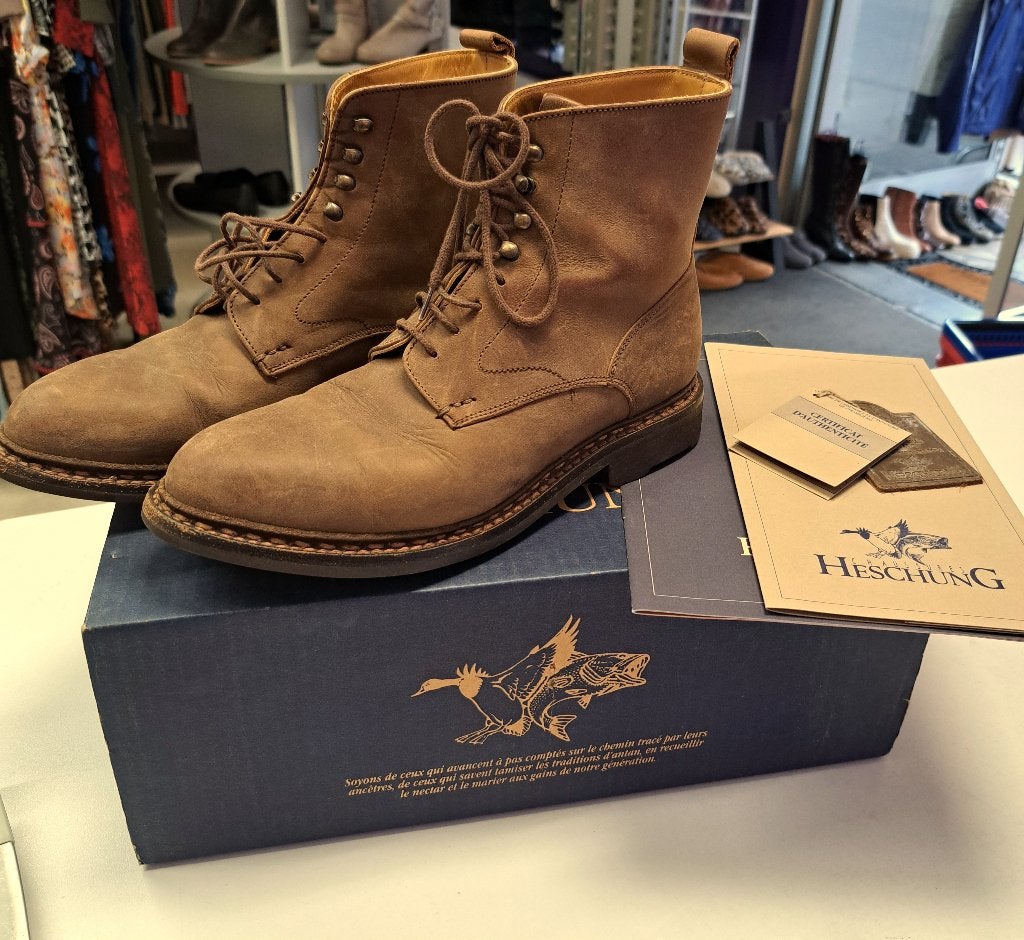Heschung luxe schoenen mod Epicea olijf taupe leer 38 49881, Heschung, Bruin, ., Lage of Enkellaarzen