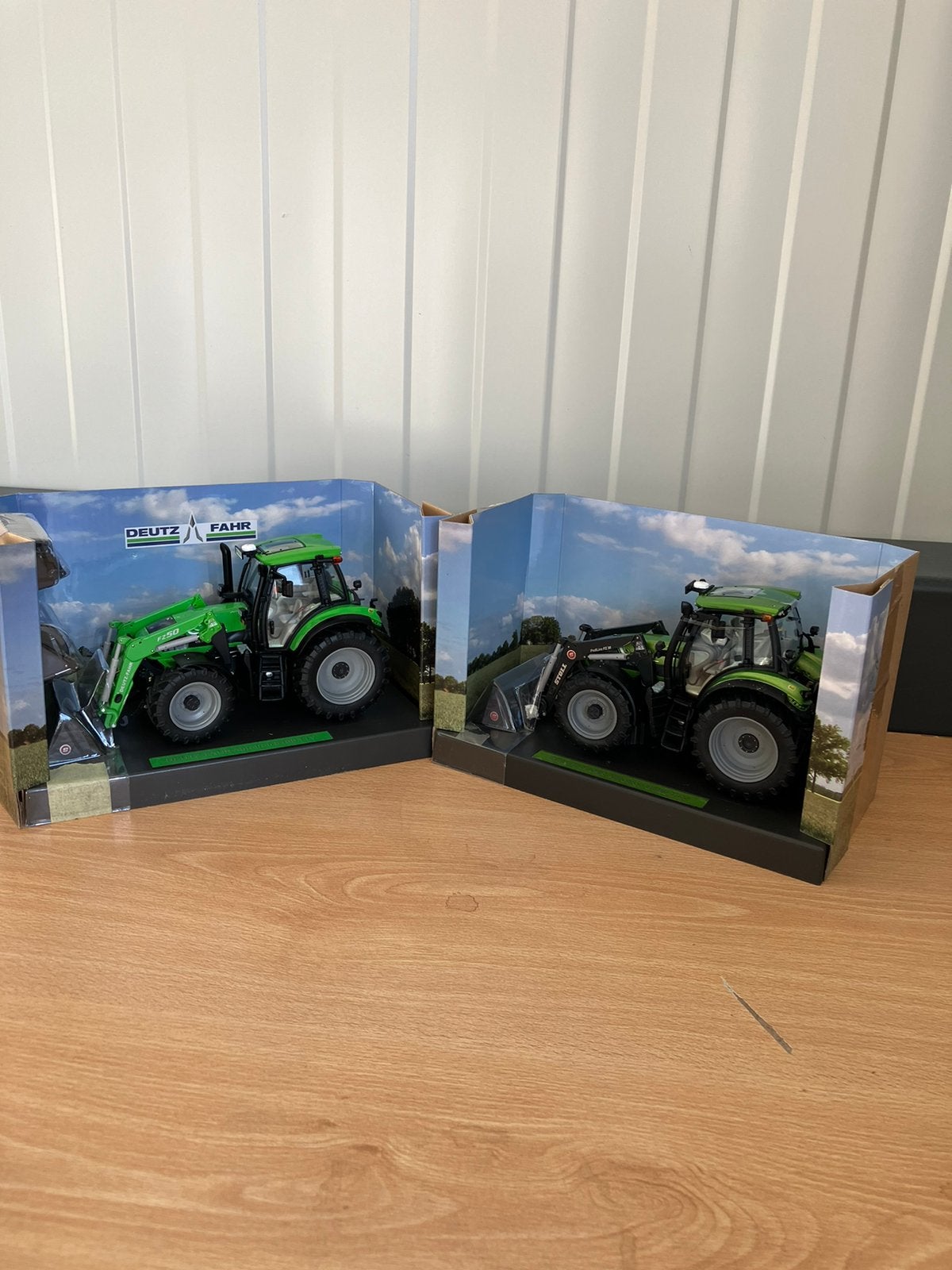 Deutz 6190 en 6180 met frontlader, Ophalen of Verzenden, Zo goed als nieuw, Tractor of Landbouw, Universal Hobbies