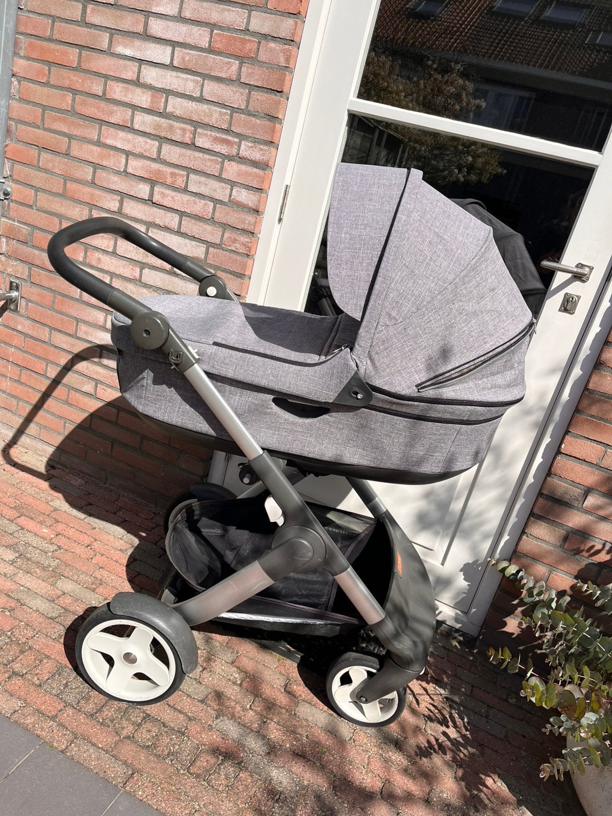 Stokke kinderwagen grijs, Kinderen en Baby's, Kinderwagens en Combinaties, Ophalen, Overige merken