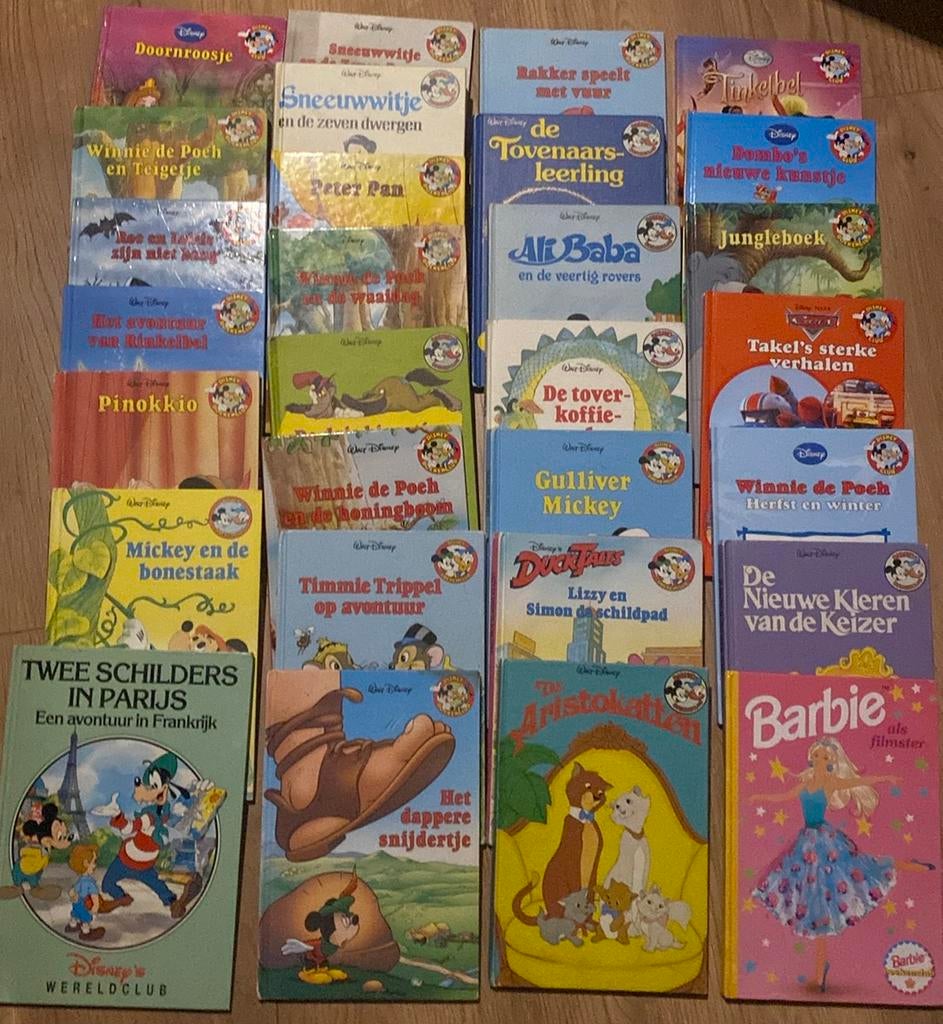 Disney voorleesboekjes pinokio/ aristo katten /, Verzamelen, Disney, Ophalen of Verzenden, Overige figuren, Zo goed als nieuw